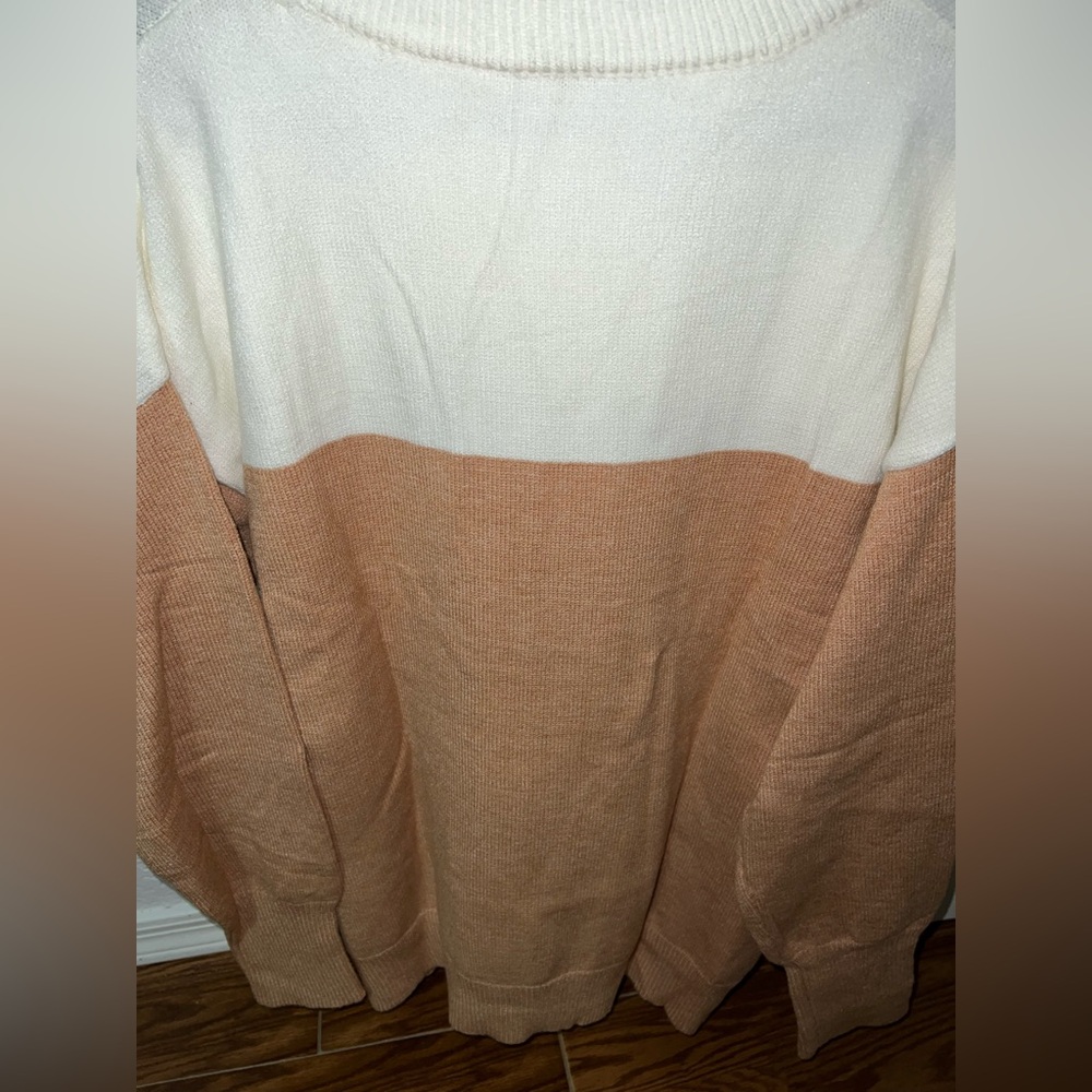 Sweater - Picture 4 of 6